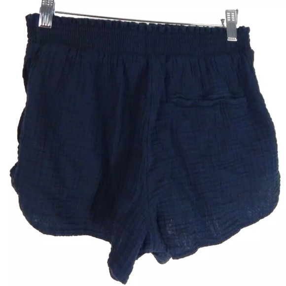 Aerie Pool to Party High Waisted Cotton Gauze Shorts - Picture 3 of 3